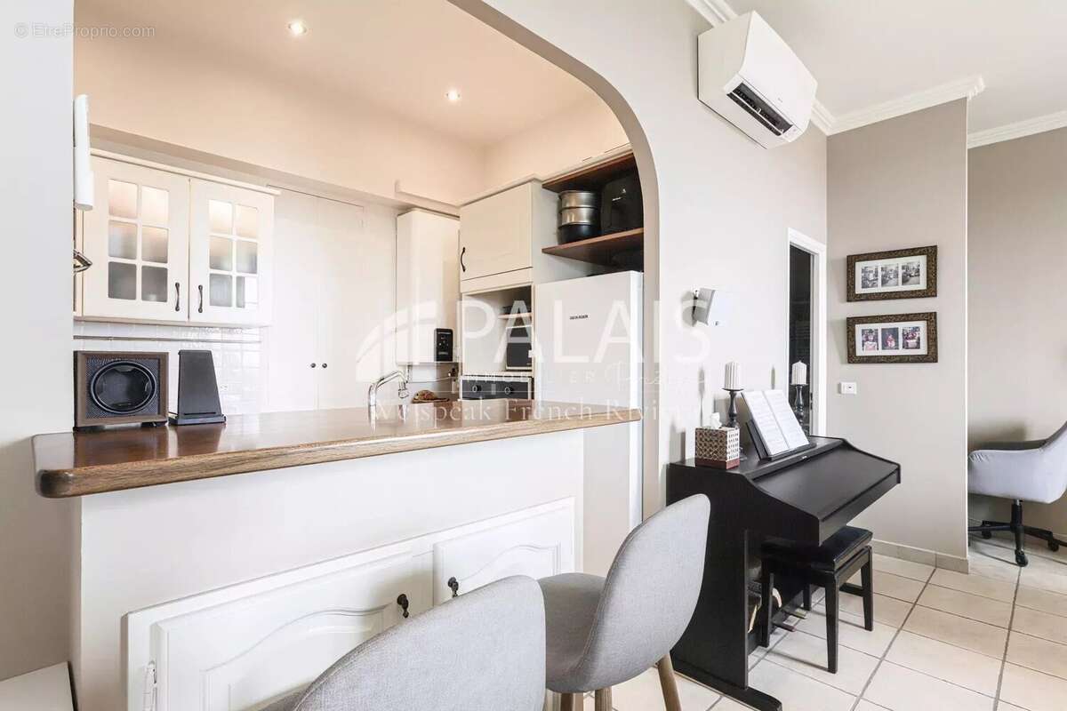 Appartement à BEAULIEU-SUR-MER