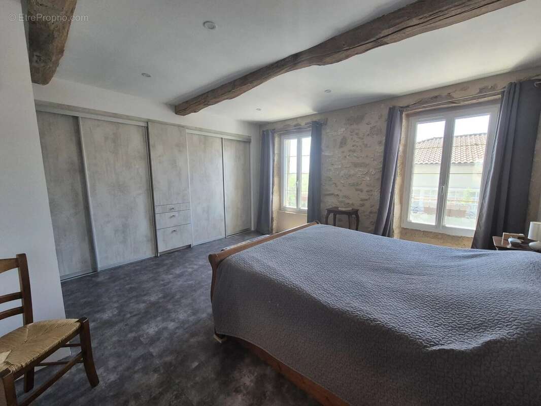 Maison à PUYCASQUIER