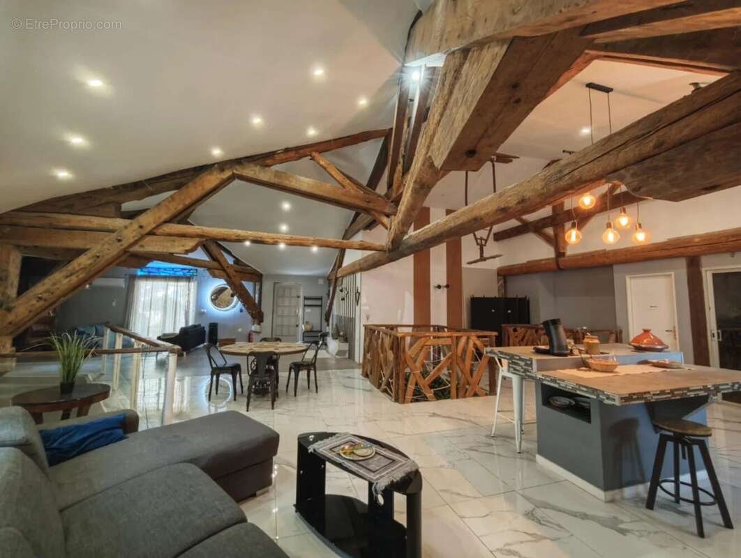 Maison à PEYRIAC-DE-MER