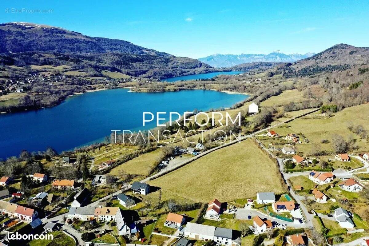 Terrain à SAINT-THEOFFREY