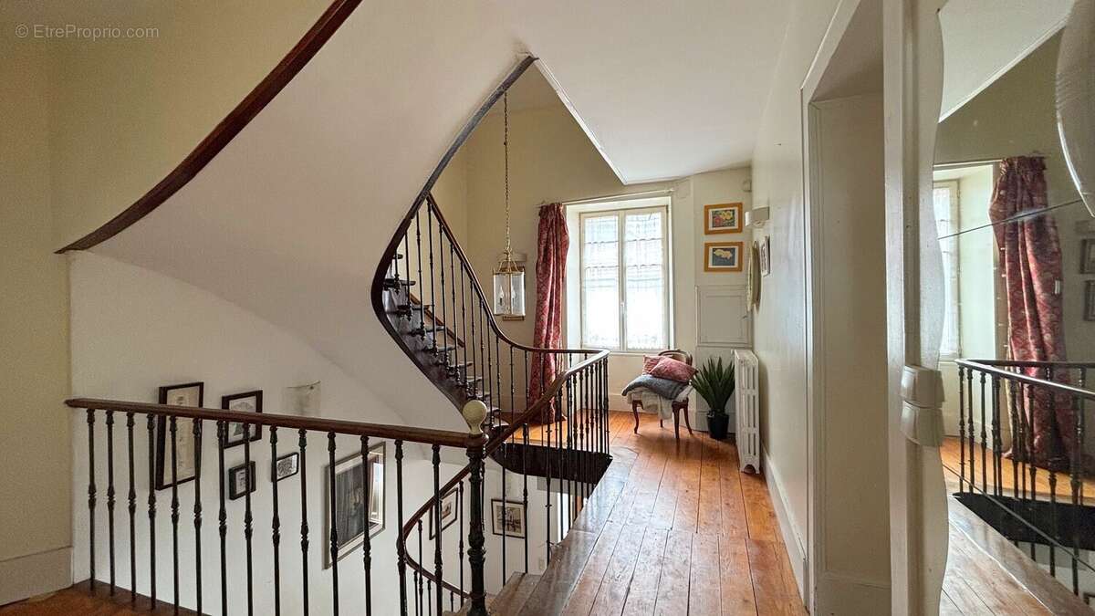 Christophe 02 - Maison à SAINT-VIT