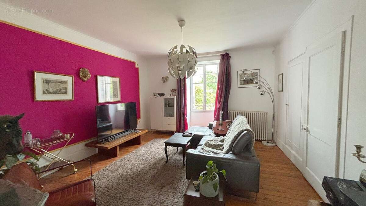 Christophe 06 - Maison à SAINT-VIT