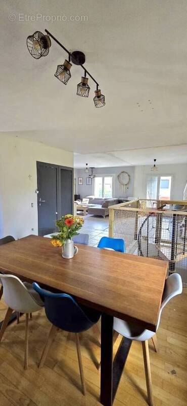 Maison à LES AVENIERES