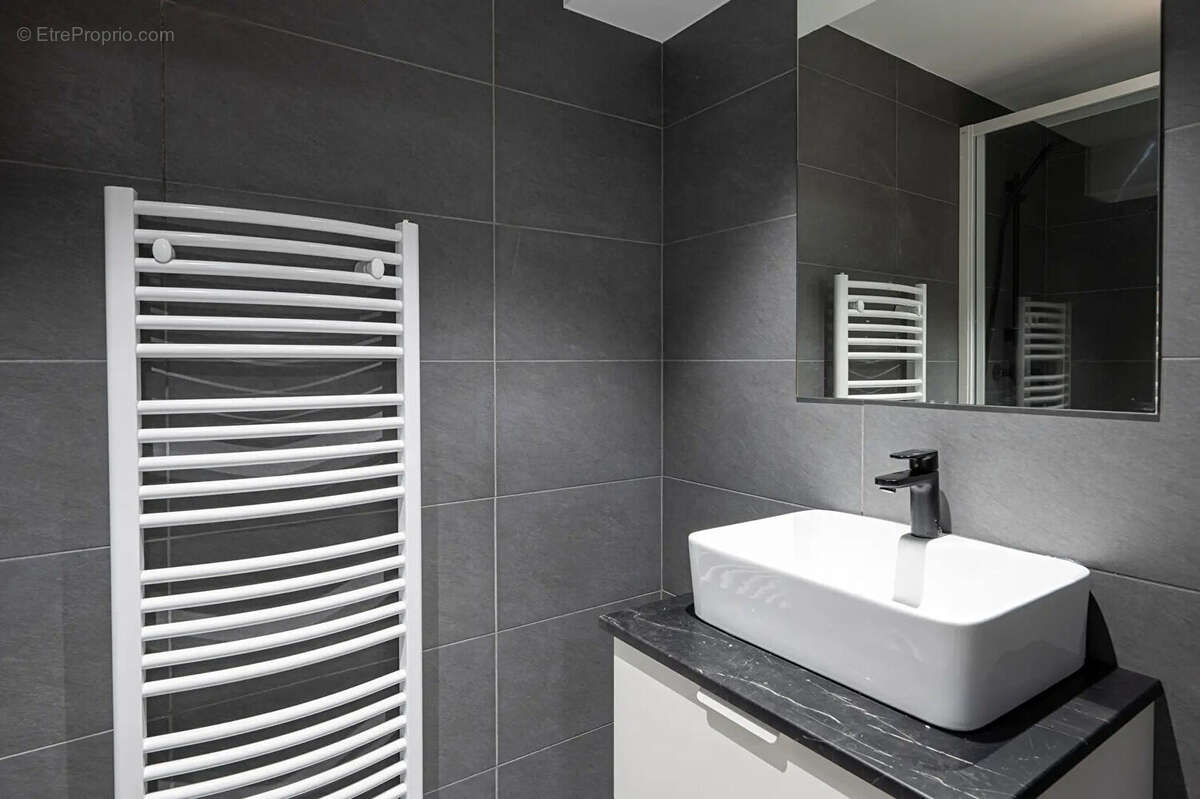 Appartement à CLICHY