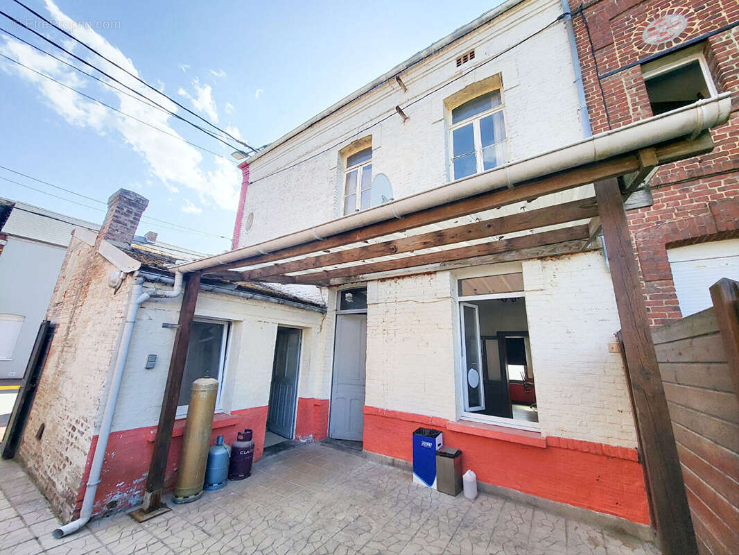 Appartement à BEAUVOIS-EN-CAMBRESIS