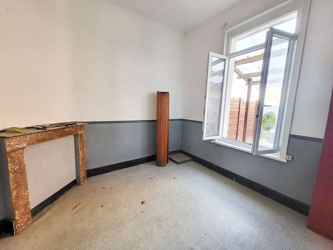 Appartement à BEAUVOIS-EN-CAMBRESIS