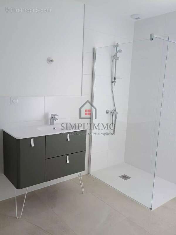 Maison à MESCHERS-SUR-GIRONDE