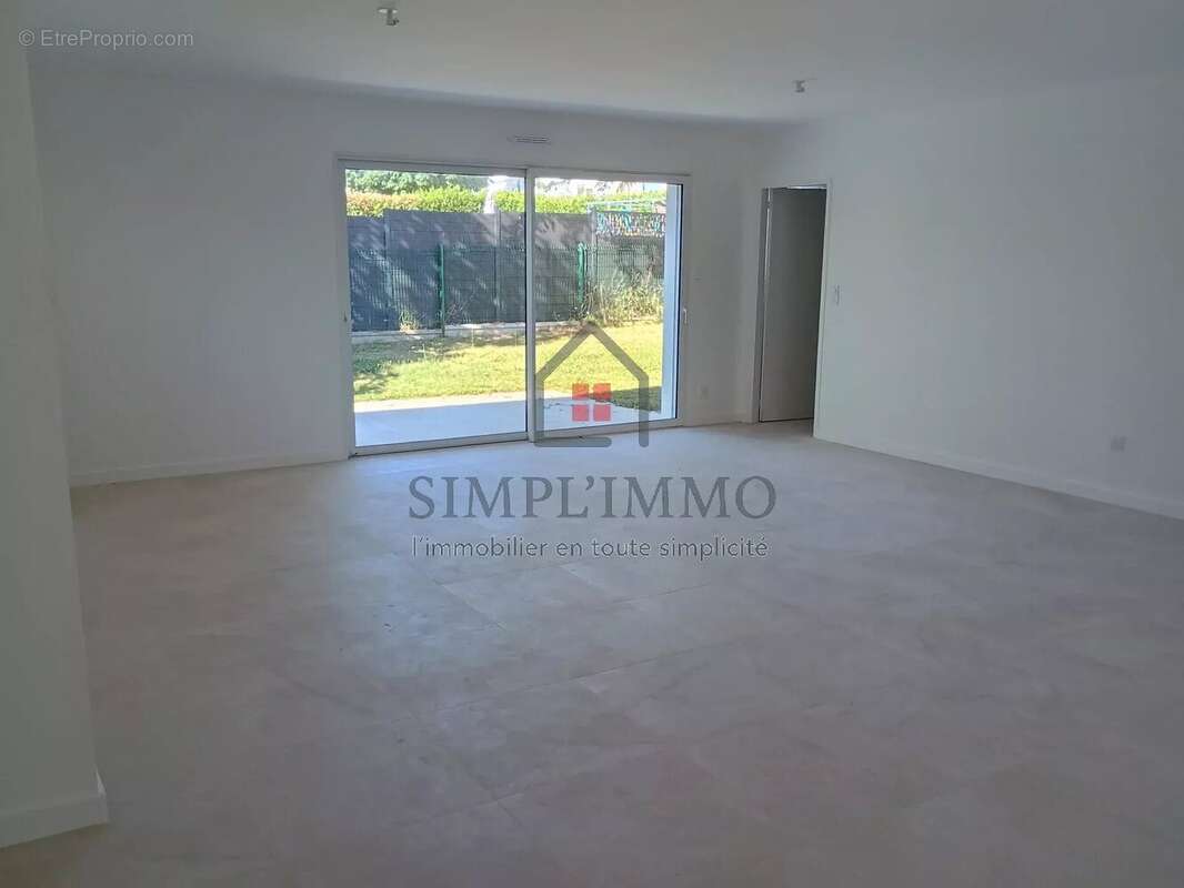 Maison à MESCHERS-SUR-GIRONDE