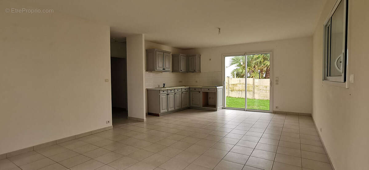 Maison à SAINT-MICHEL-CHEF-CHEF