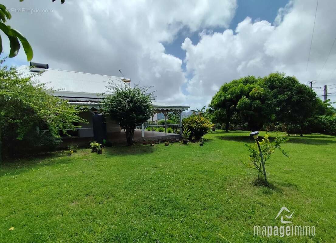 Maison à LE LAMENTIN