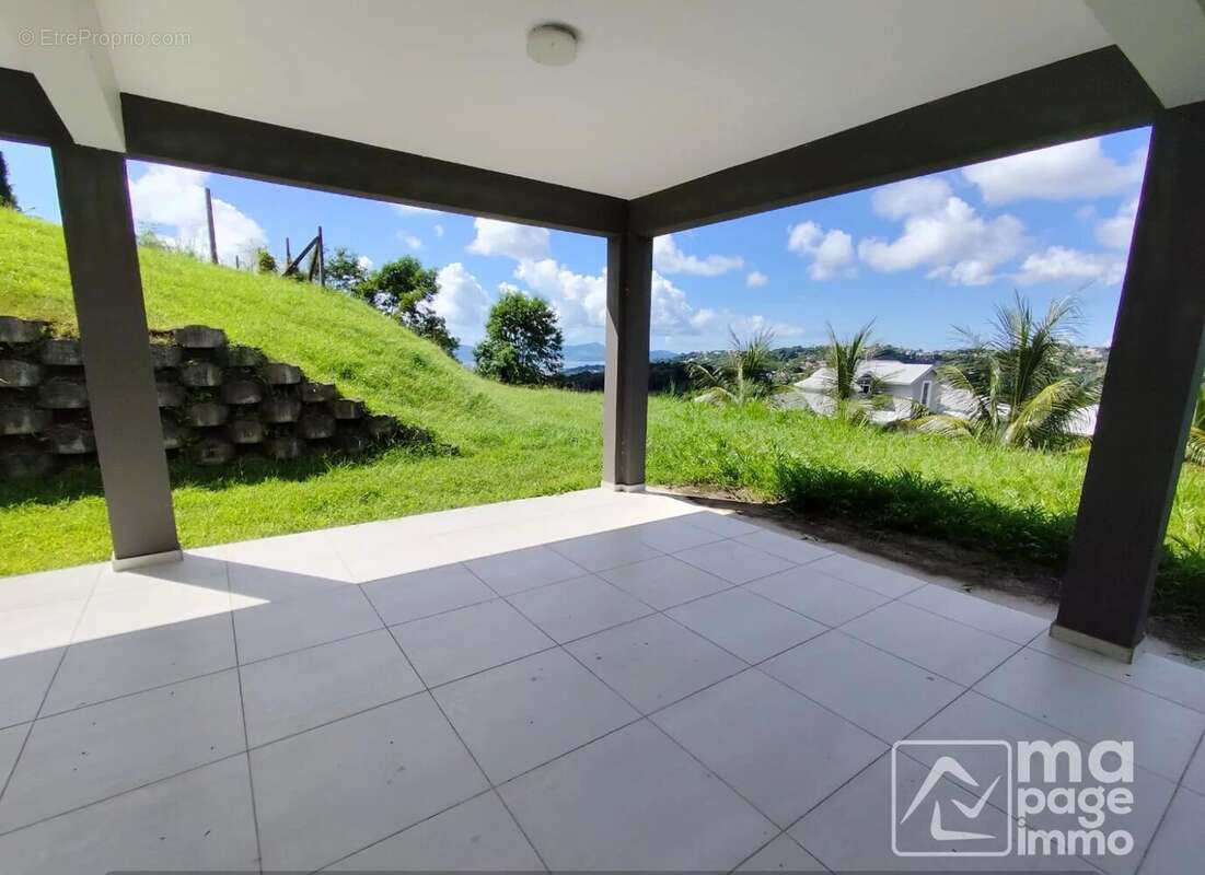 Maison à FORT-DE-FRANCE