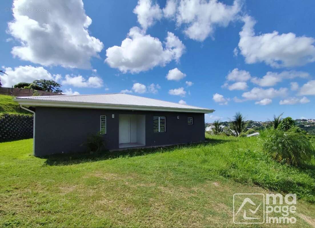 Maison à FORT-DE-FRANCE