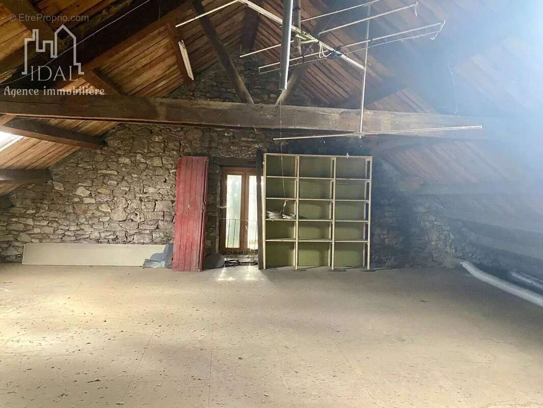 Appartement à SEVERAC-LE-CHATEAU