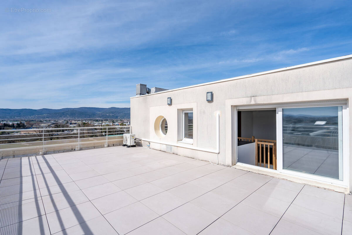 Appartement à MONTELIMAR