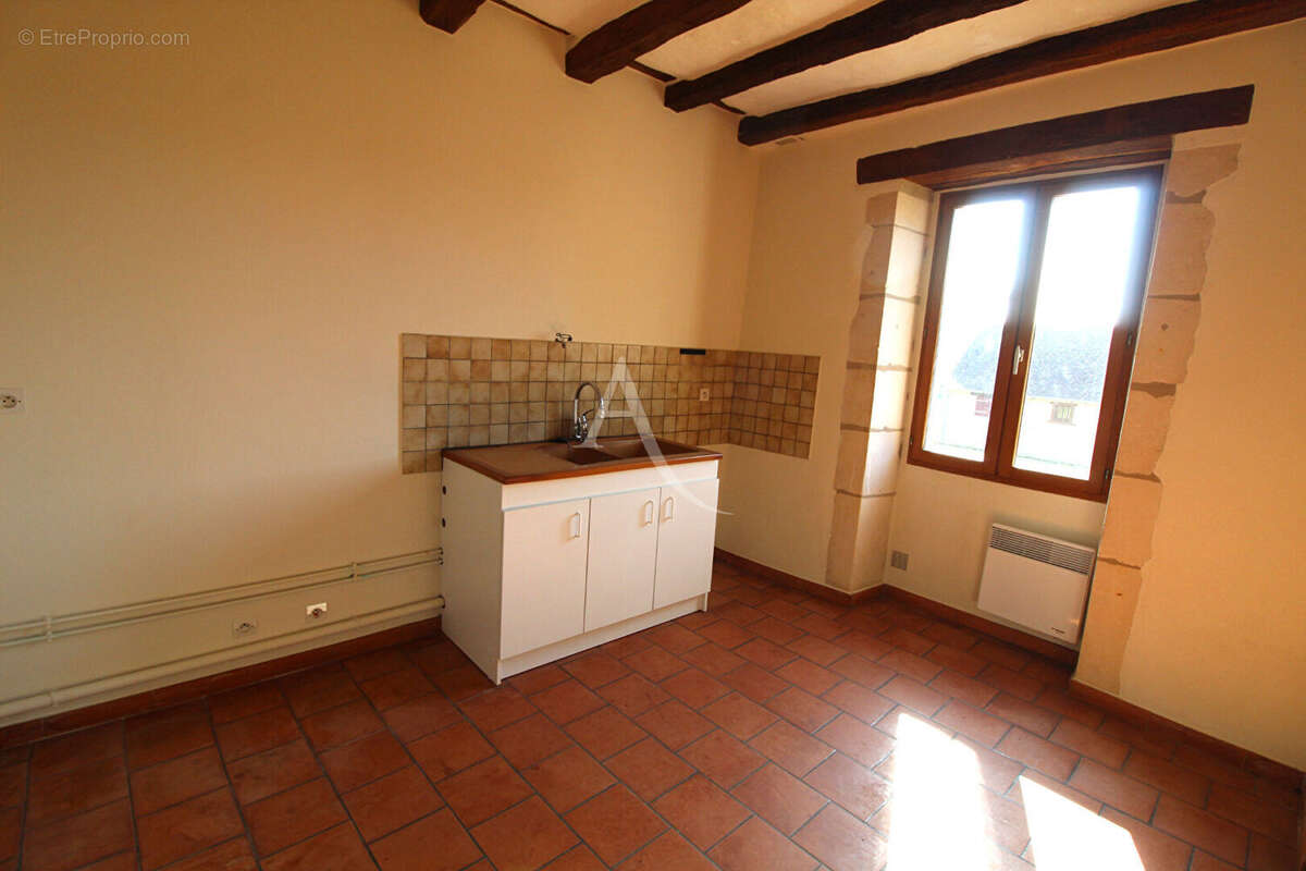 Maison à REIGNAC-SUR-INDRE