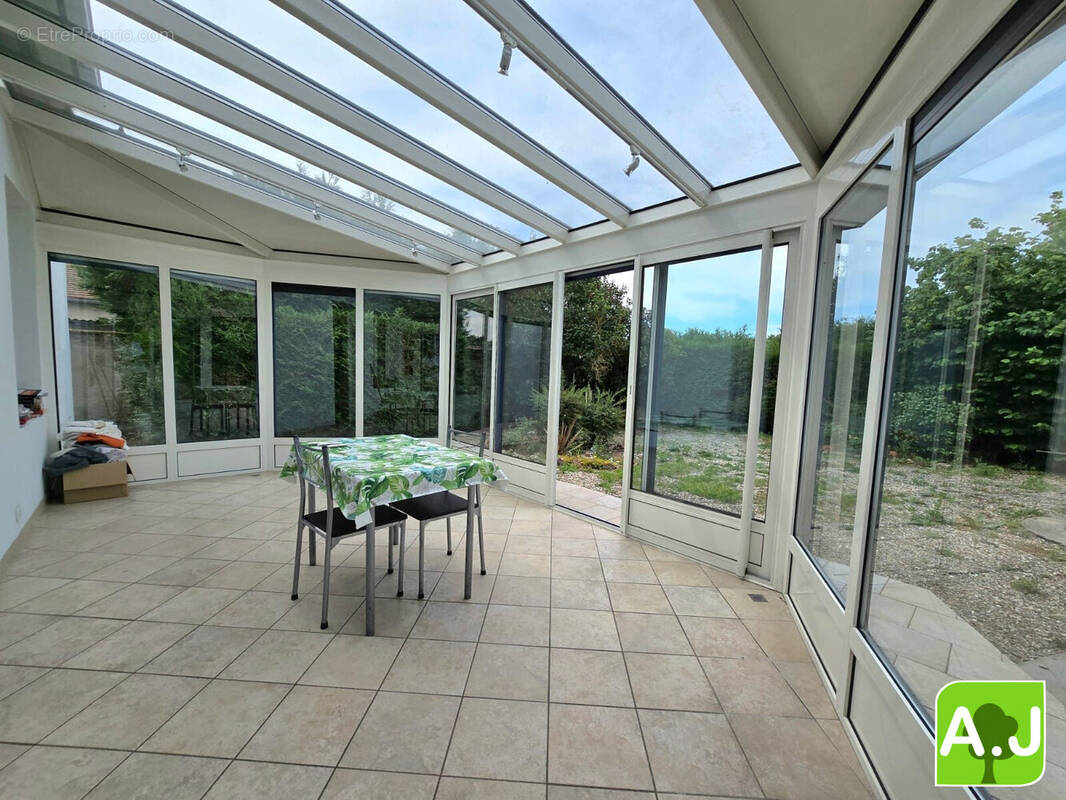 Maison à EZY-SUR-EURE