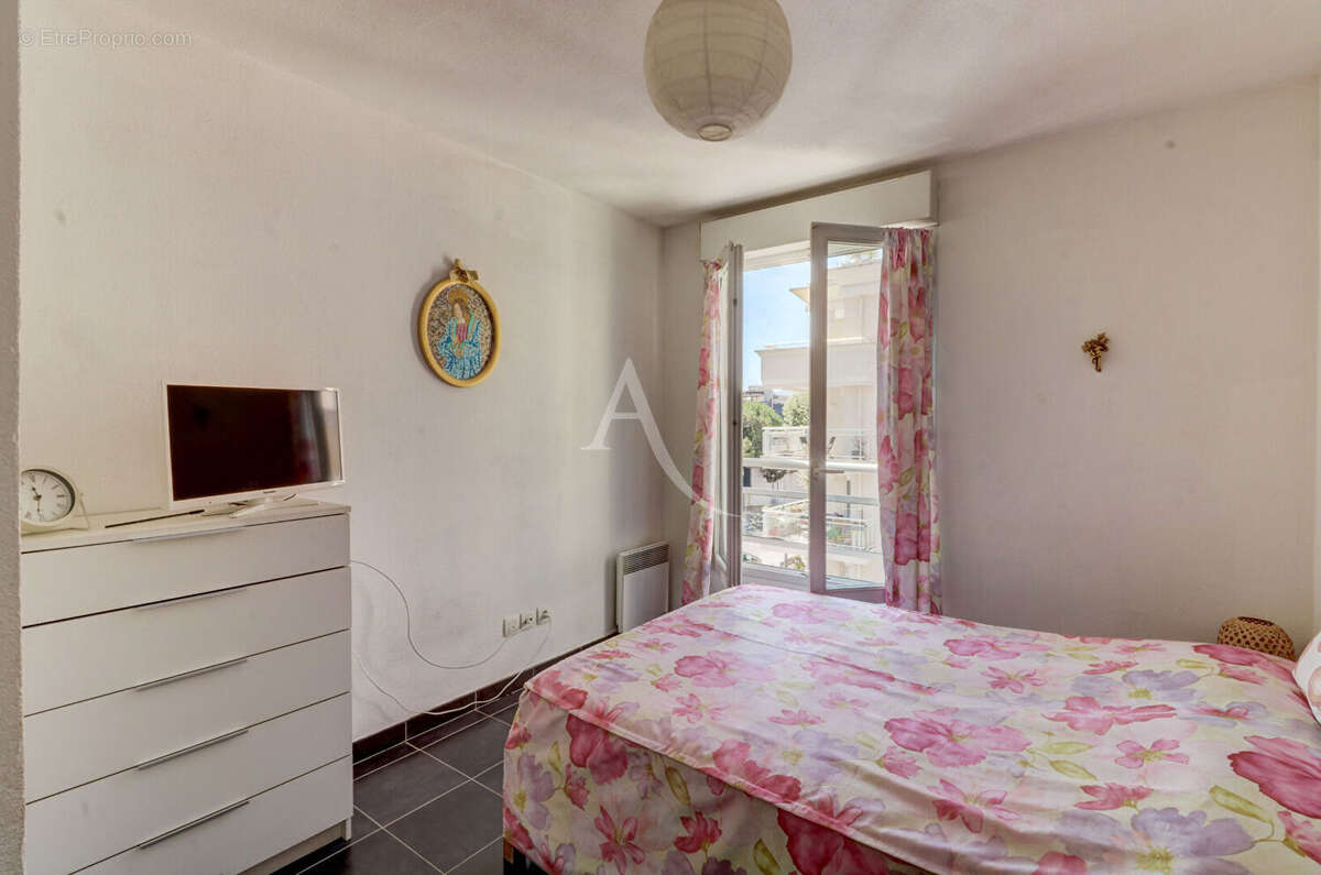 Appartement à MANDELIEU-LA-NAPOULE