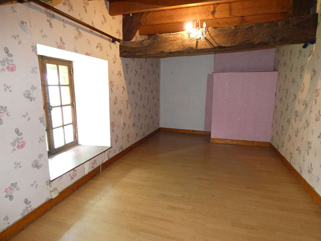 Maison à SAINT-HILAIRE-DU-HARCOUET