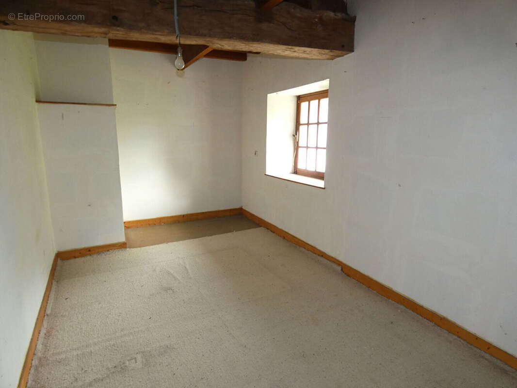 Maison à SAINT-HILAIRE-DU-HARCOUET