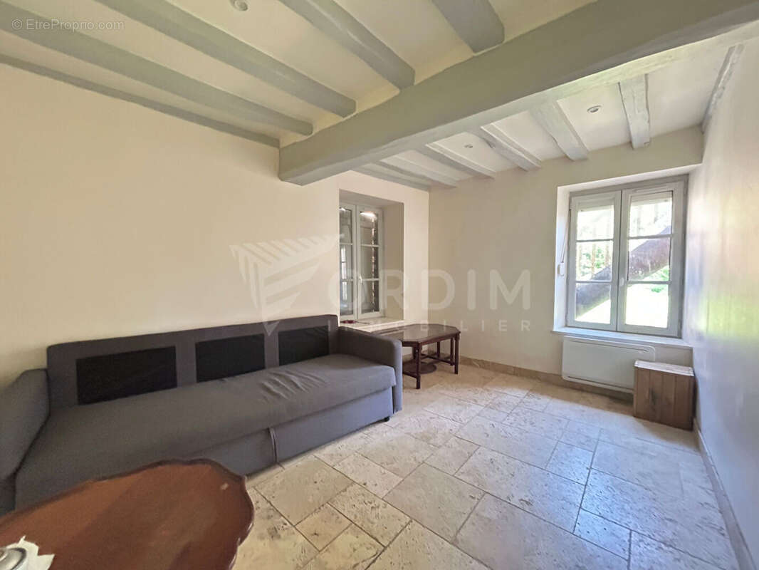 Appartement à TOUCY