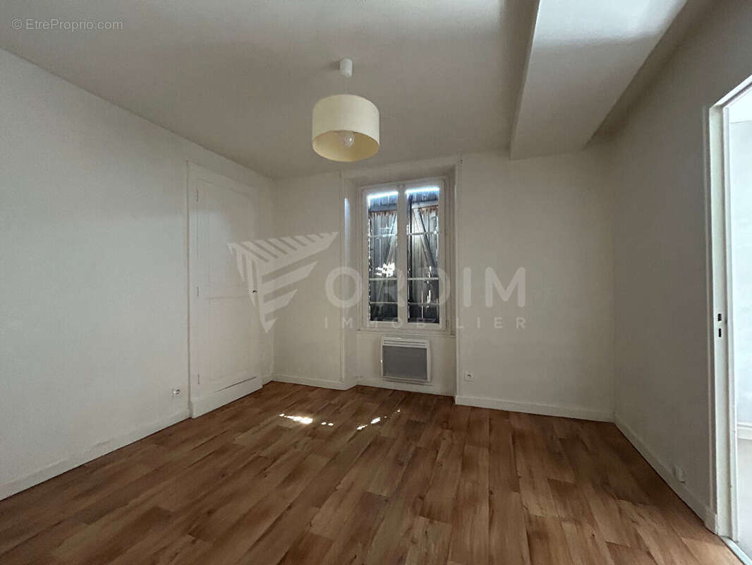 Appartement à TOUCY