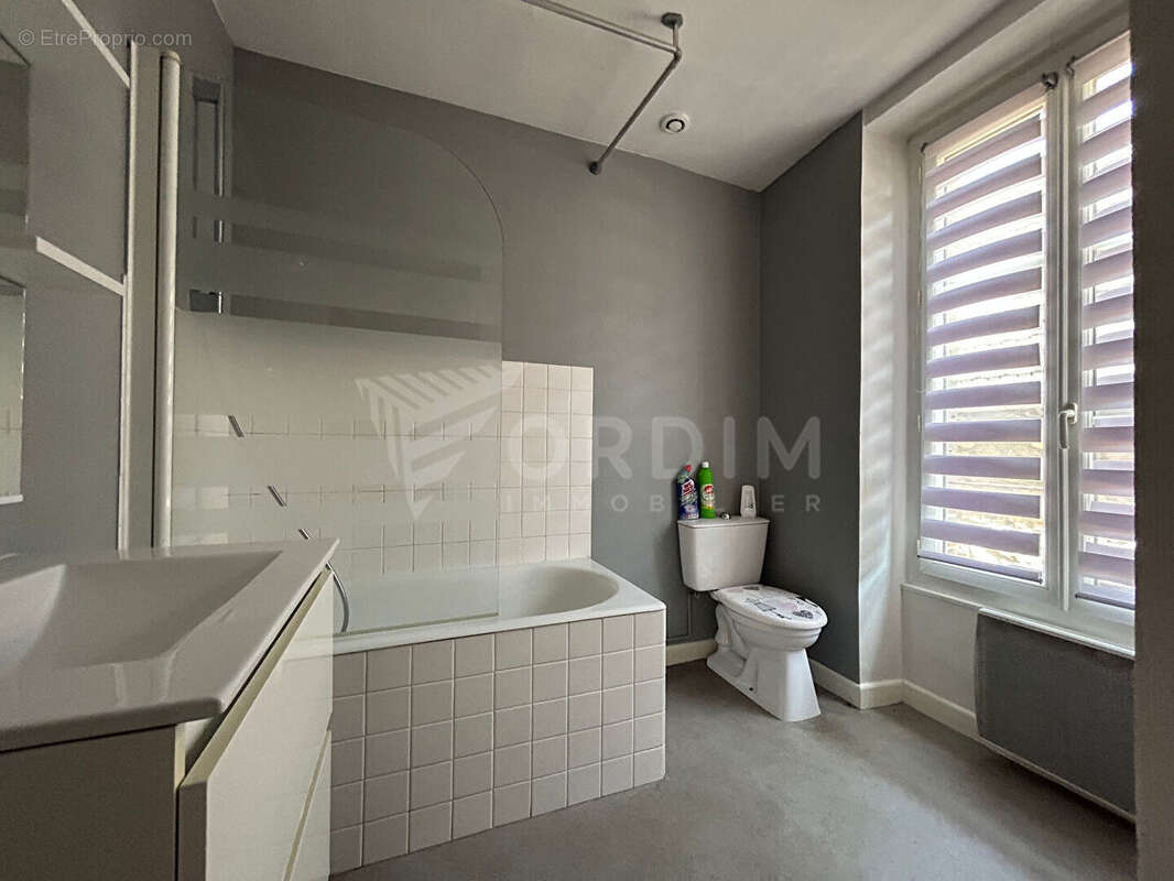 Appartement à TOUCY