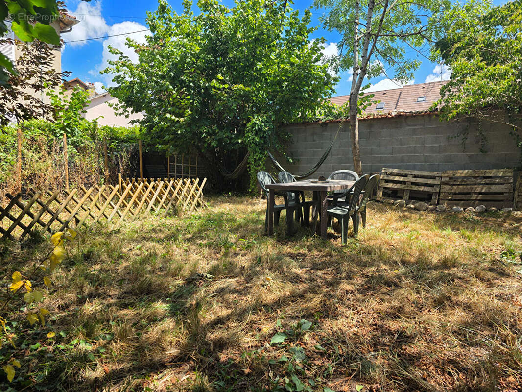 Maison à SAINT-GENIX-SUR-GUIERS
