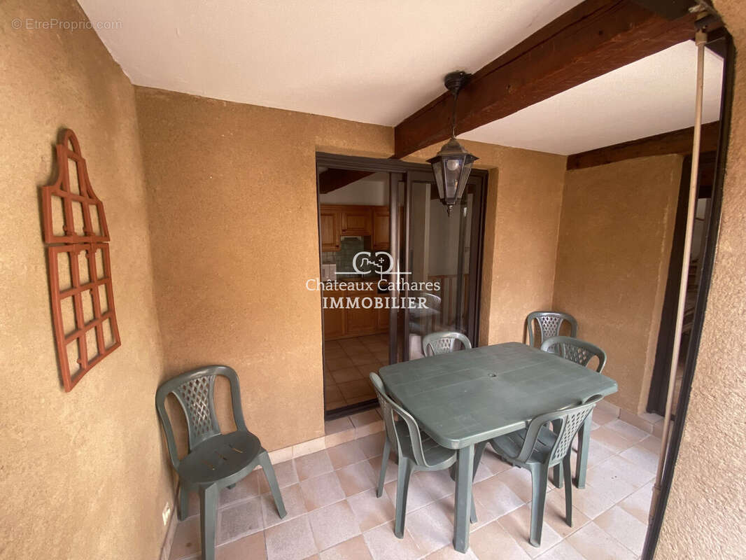 Maison à DUILHAC-SOUS-PEYREPERTUSE