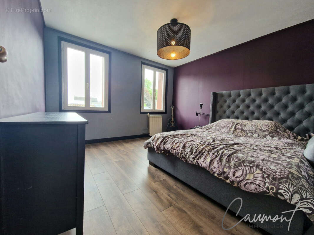 Maison à GRUCHET-LE-VALASSE