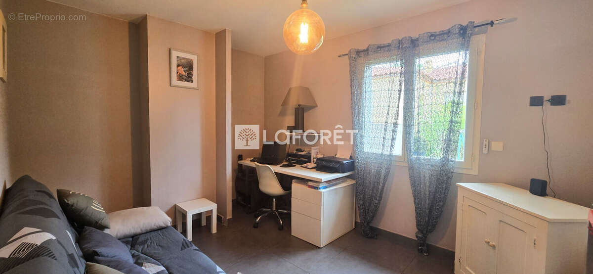 Maison à SAINT-GENIS-DES-FONTAINES