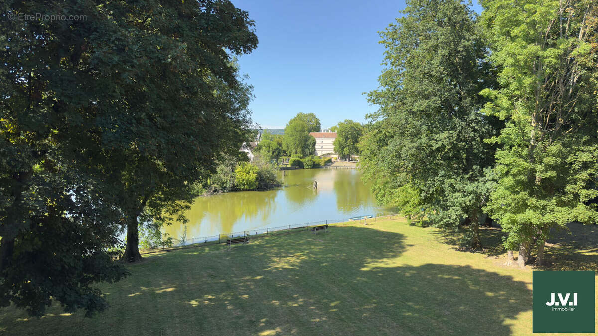 Appartement à SAINT-GRATIEN