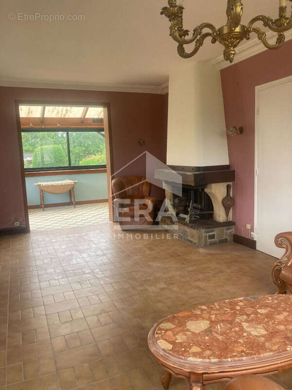 Maison à BEAURAINVILLE