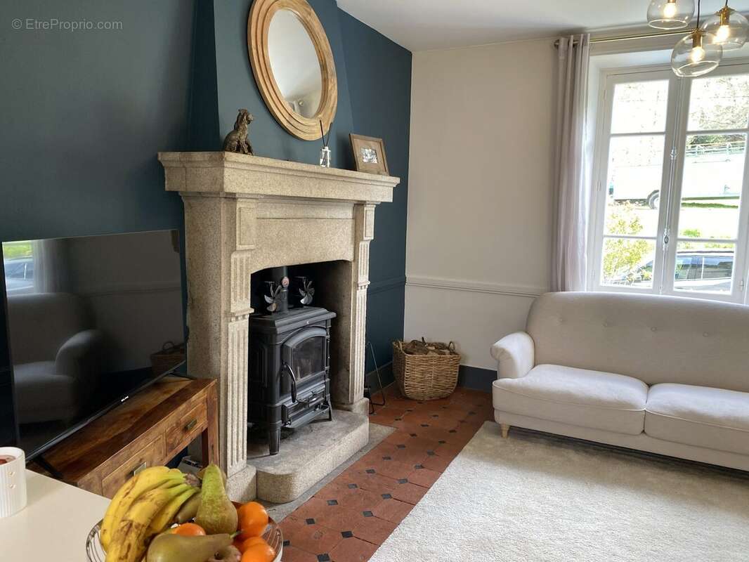 Maison à ROYERE-DE-VASSIVIERE