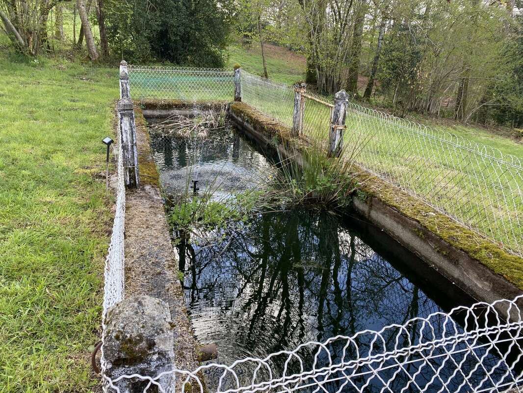 Maison à ROYERE-DE-VASSIVIERE