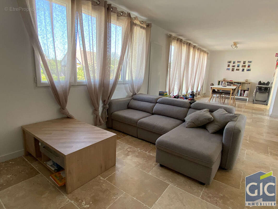 Maison à MERVILLE-FRANCEVILLE-PLAGE