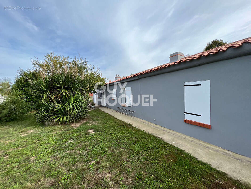 Maison à SAINT-PAUL-MONT-PENIT