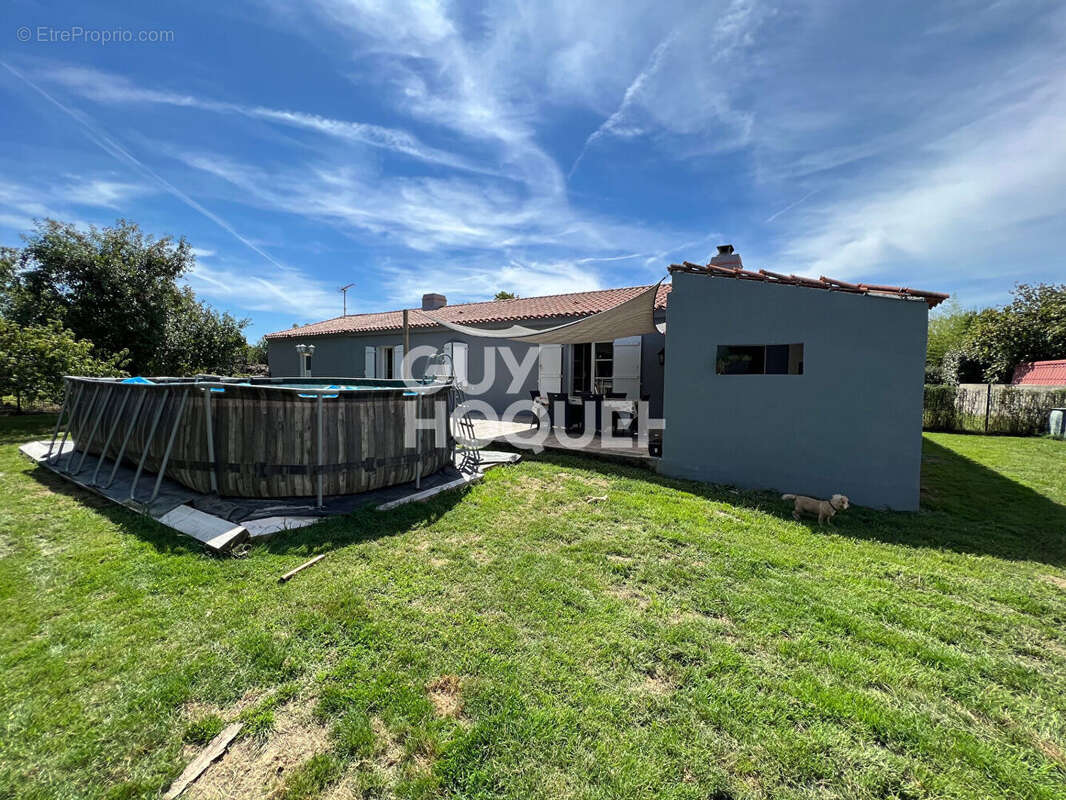 Maison à SAINT-PAUL-MONT-PENIT