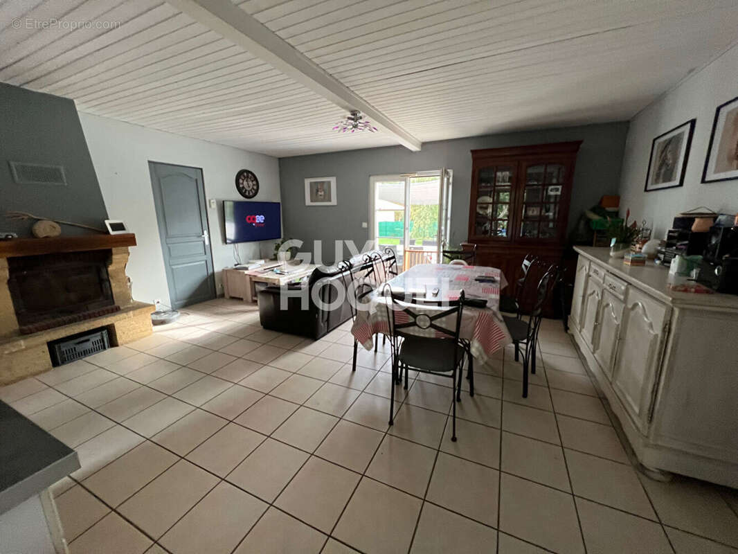 Maison à SAINT-PAUL-MONT-PENIT