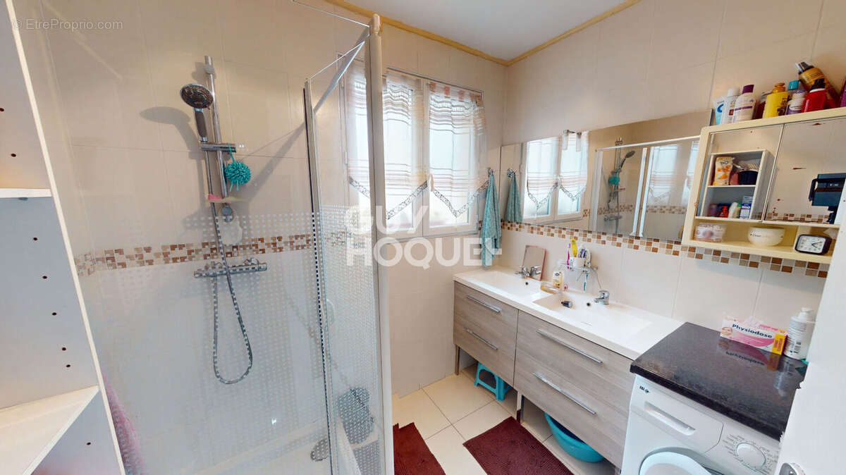 Maison à CLICHY-SOUS-BOIS