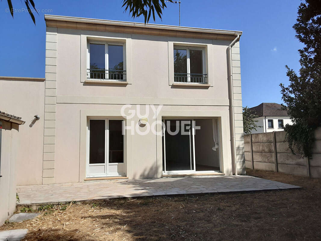 Maison à LIVRY-GARGAN