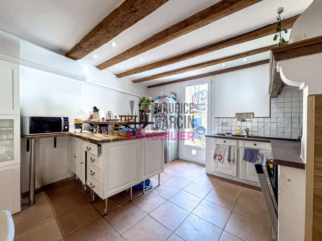 Appartement à MORIERES-LES-AVIGNON