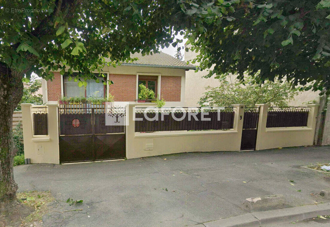 Maison à VITRY-SUR-SEINE