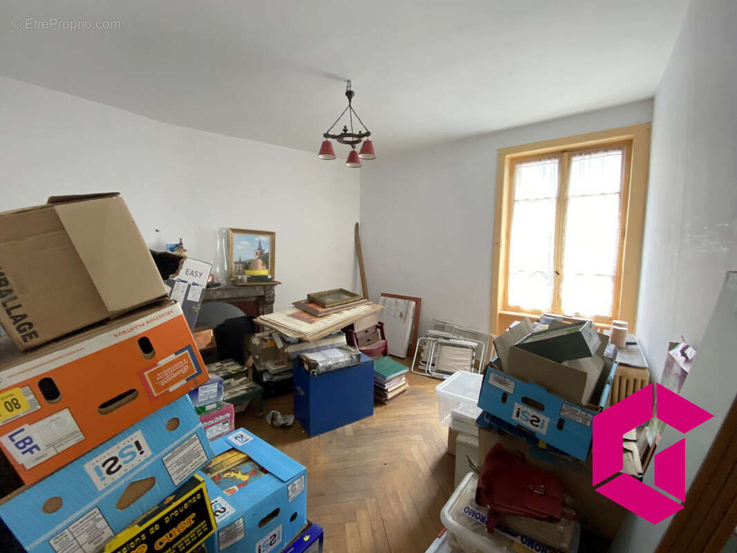 Maison à CRAPONNE-SUR-ARZON