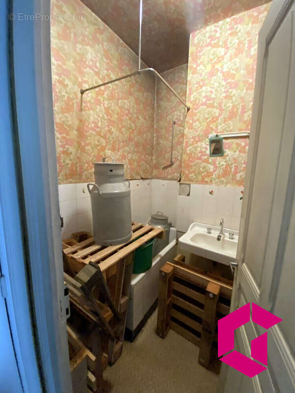 Maison à CRAPONNE-SUR-ARZON