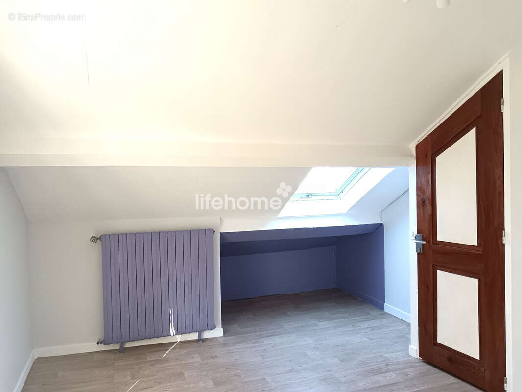 Maison à SAINTE-FEYRE