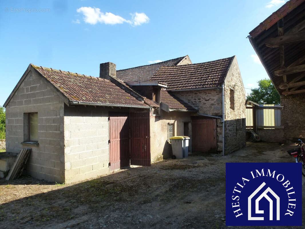Maison à SAINT-BRANCHER