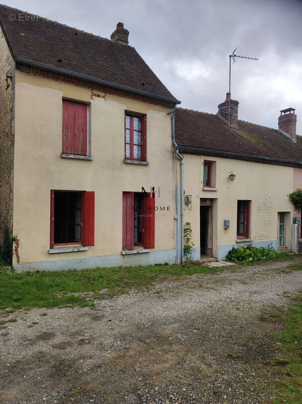 Maison à LA POTERIE-AU-PERCHE