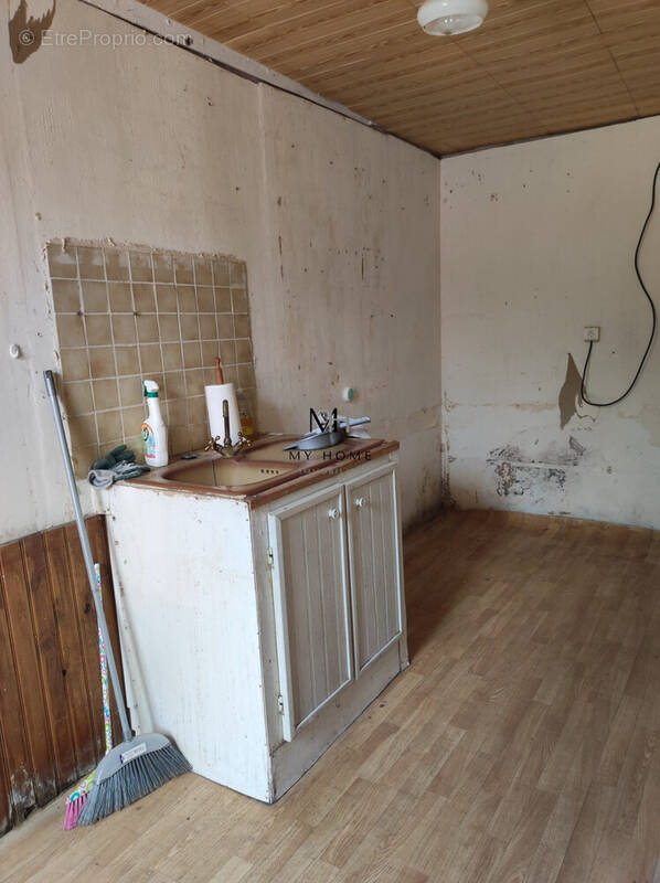 Maison à LA POTERIE-AU-PERCHE