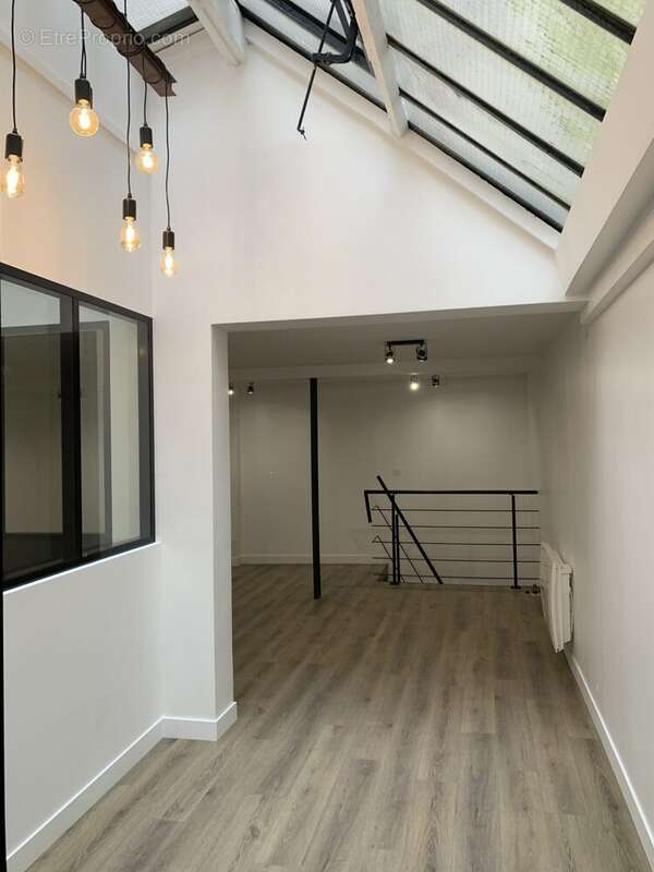 Commerce à PARIS-12E