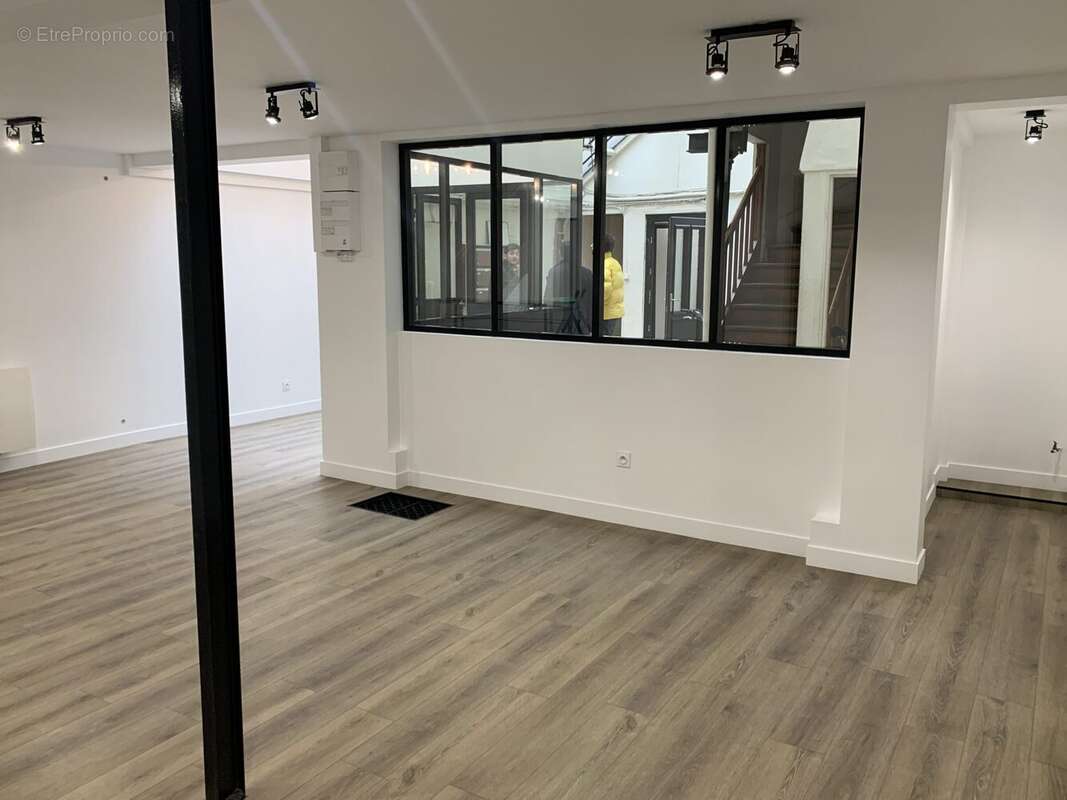 Commerce à PARIS-12E